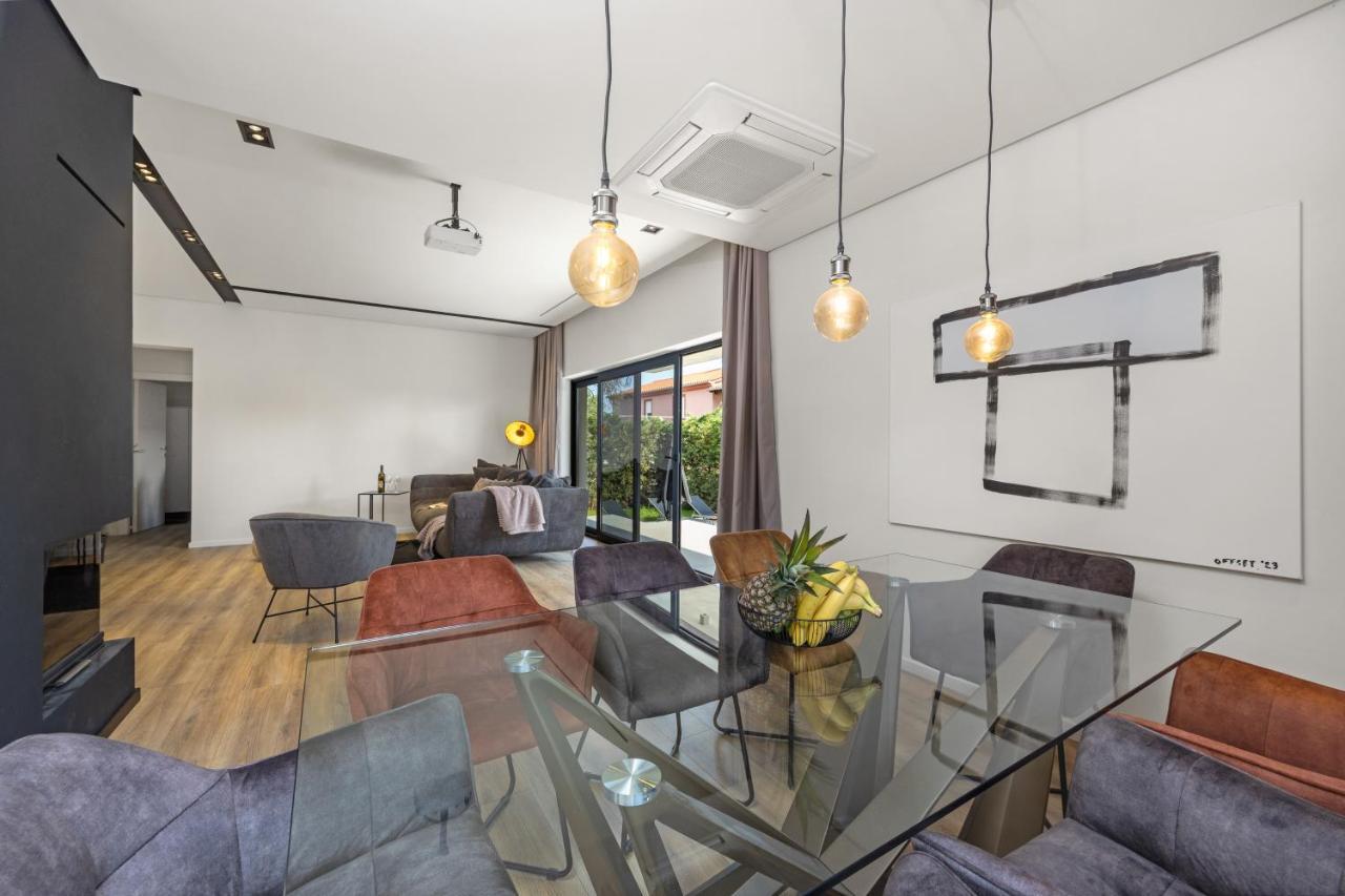 Aida - 4 Bedroom Luxury With Large Private Pool 4k Projector And Jacuzzi Vilă Pula